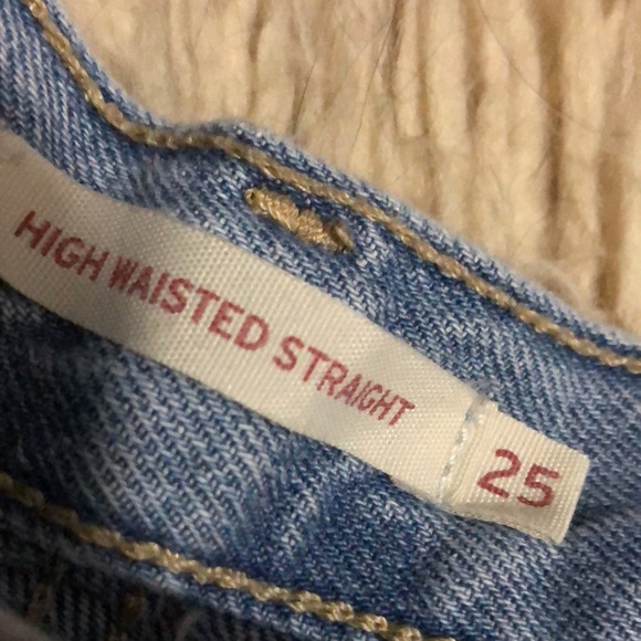 Levi’s High Waisted Straight Raw Hem Jeans-Sz 25 - Picture 10 of 16